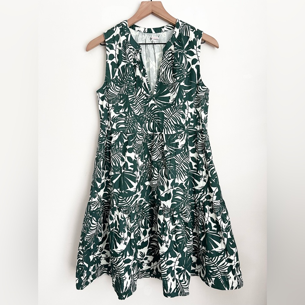 Sundry Green and White Sleeveless V-Neck Sundress - Picture 5 of 10